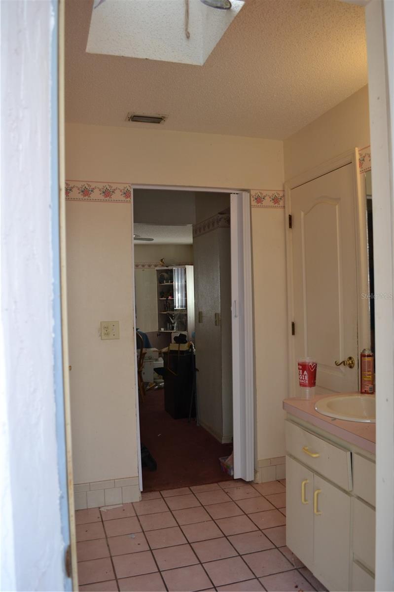 ROYAL HIGHLANDS - Residential