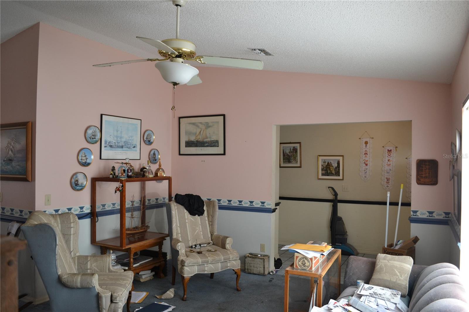 ROYAL HIGHLANDS - Residential