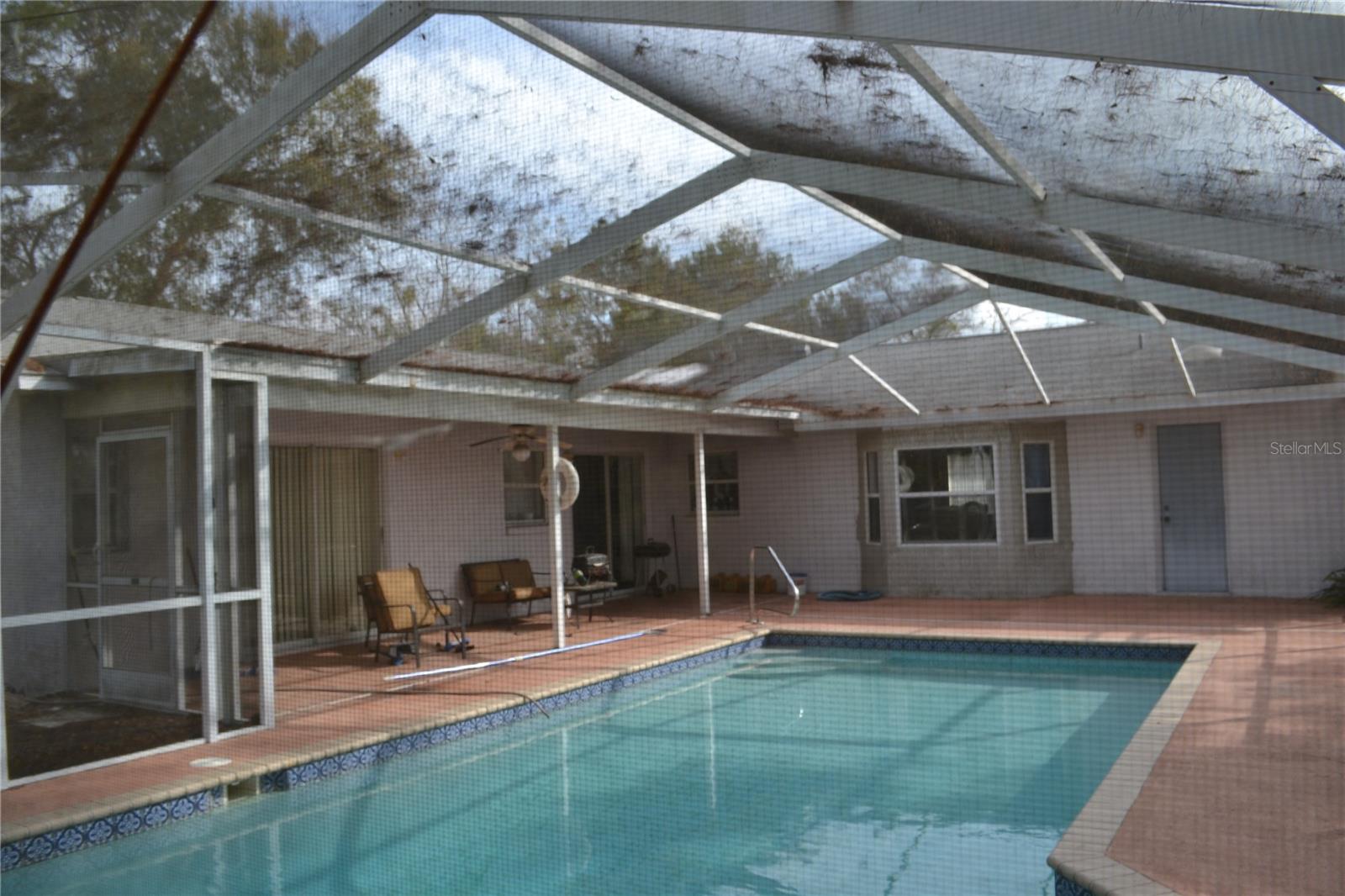 ROYAL HIGHLANDS - Residential