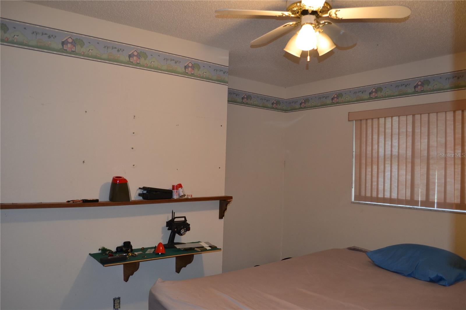 ROYAL HIGHLANDS - Residential