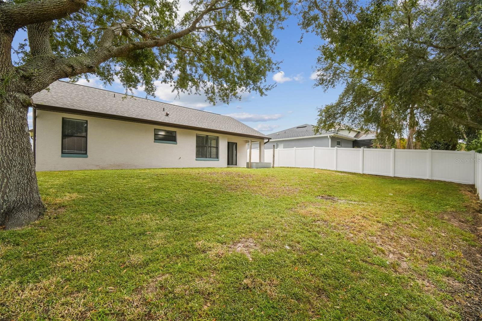 LEESBURG SLEEPY HOLLOW FIRST ADD - Residential Lease