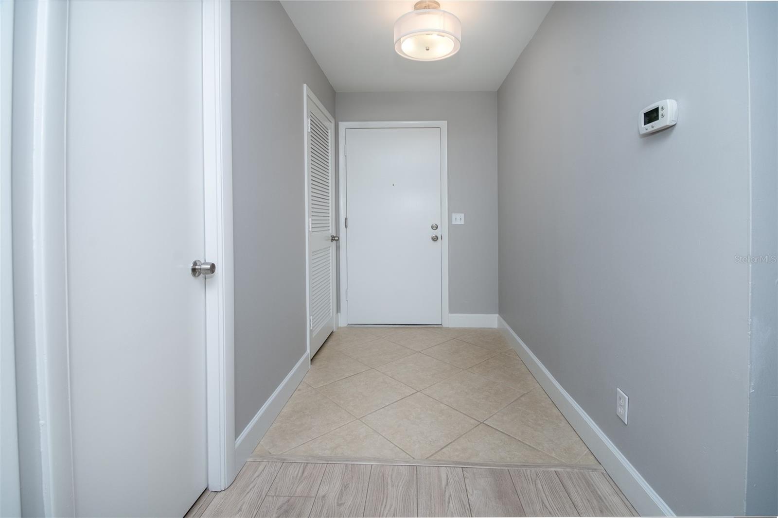 HARBOUR CLUB CONDO 2 - Residential