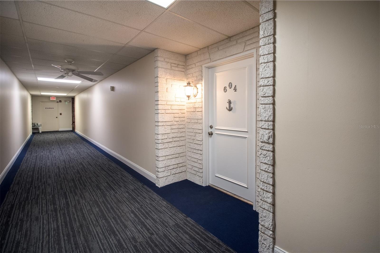 HARBOUR CLUB CONDO 2 - Residential