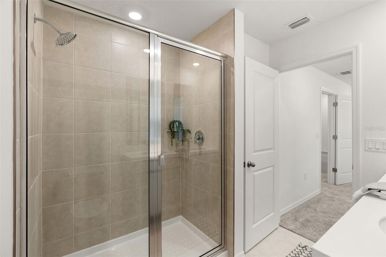 EDEN CREST TOWNHOMES - Residential