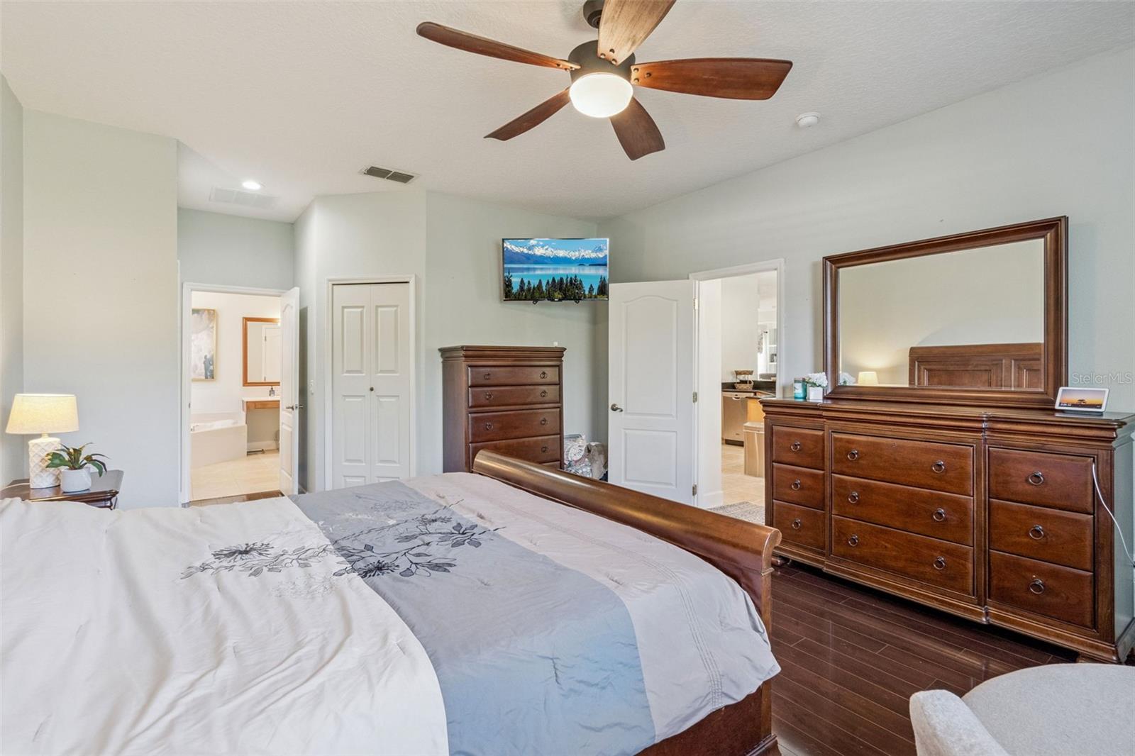 BARRINGTON ESTATES - Residential