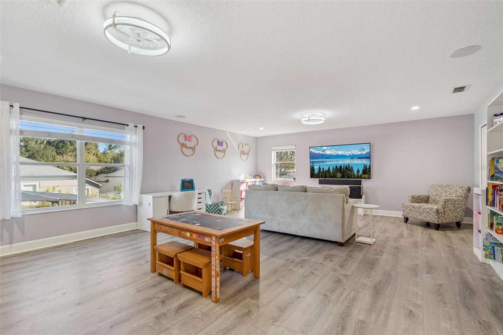 BARRINGTON ESTATES - Residential