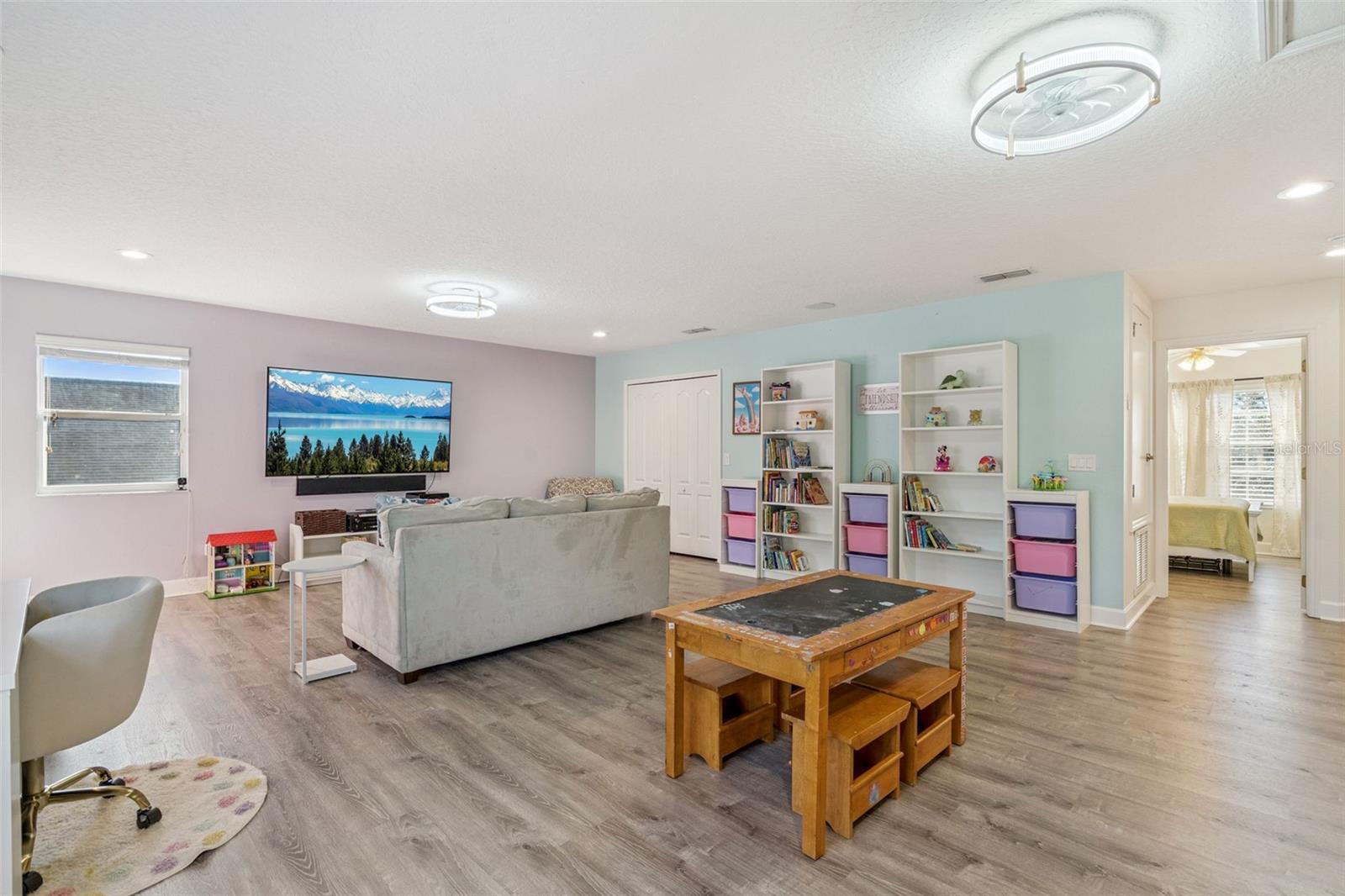 BARRINGTON ESTATES - Residential