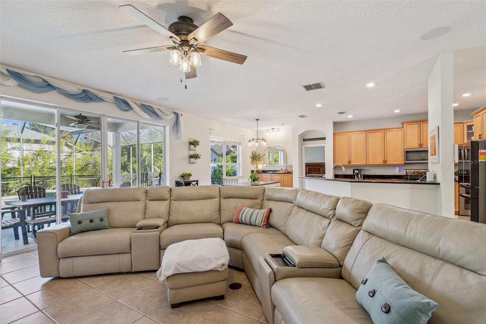 BARRINGTON ESTATES - Residential