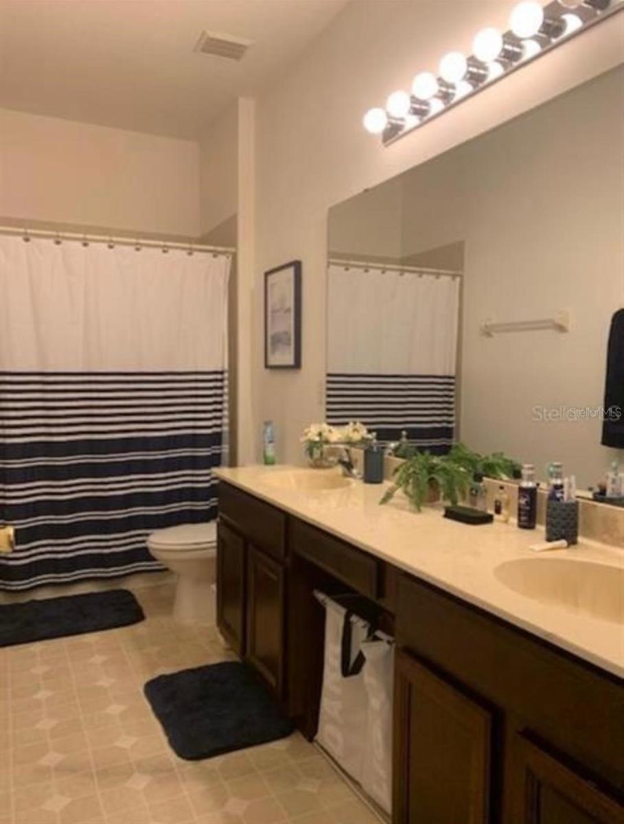 CYPRESS LAKES - PARCEL G - Residential Lease