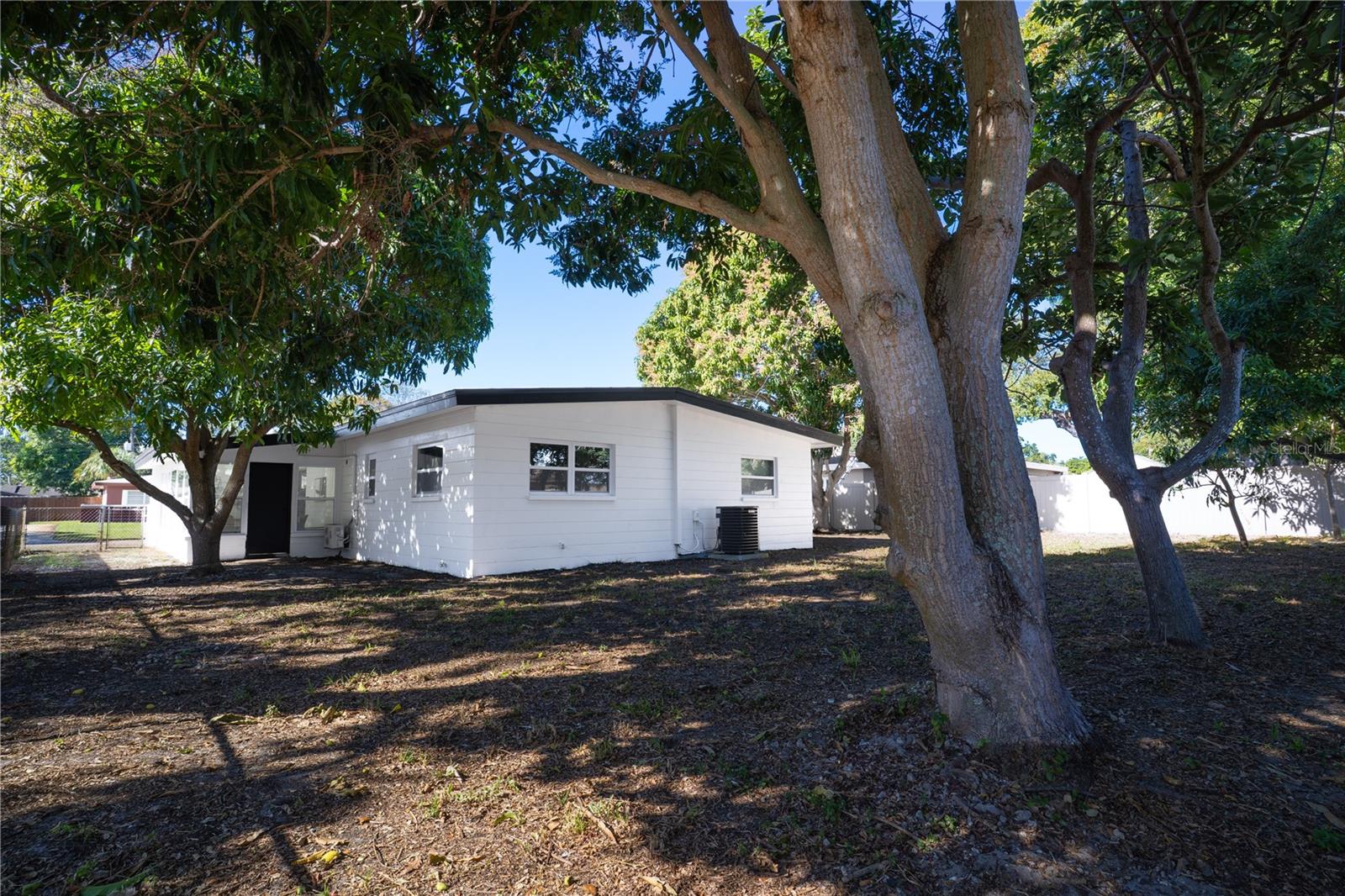 LUANNE SUB - Residential