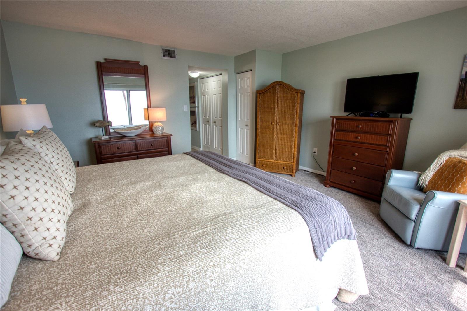 SANDPIPER TOWERS CONDO - Residential