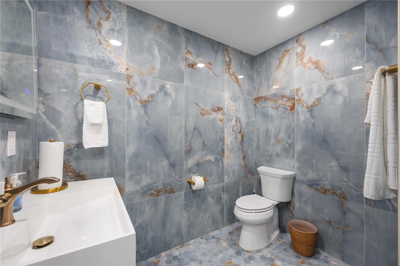 HRBR HEIGHTS - Residential Lease