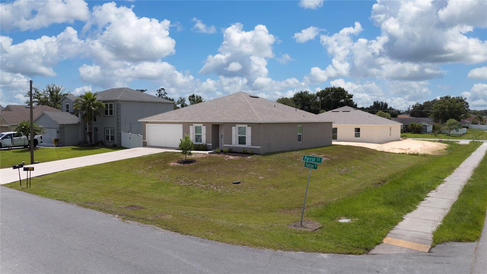 761 PARROT COURT