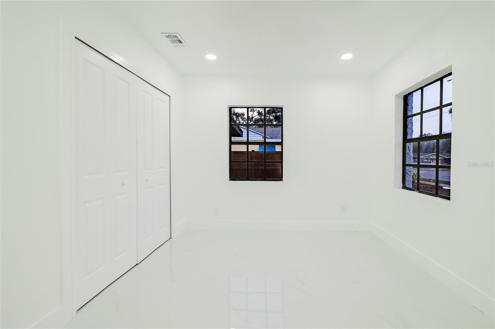 JUNGLE TERRACE SEC D - Residential