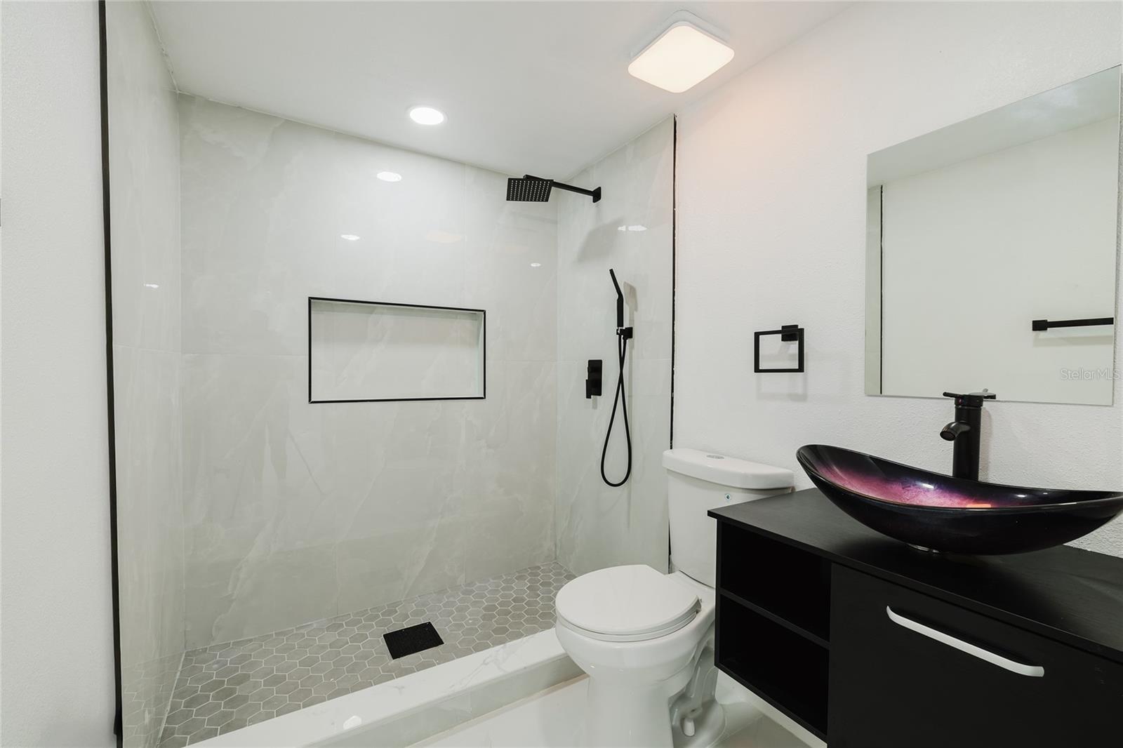 JUNGLE TERRACE SEC D - Residential