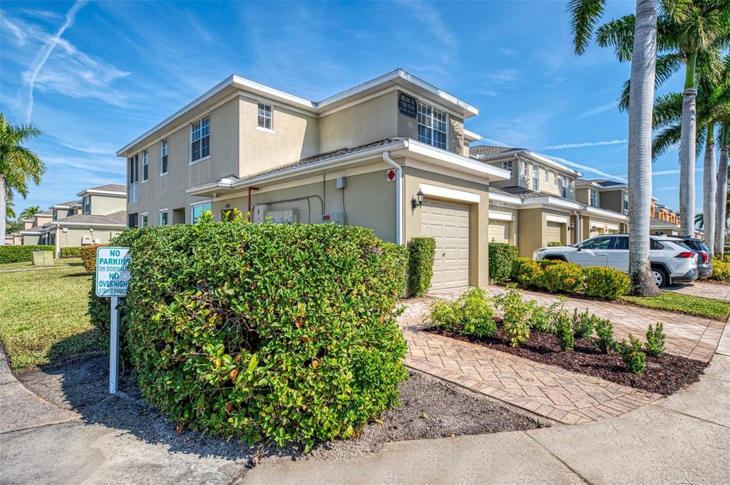 Photo of 5316 Mang Place #1302, Sarasota, FL 34238 (MLS # N6142255)