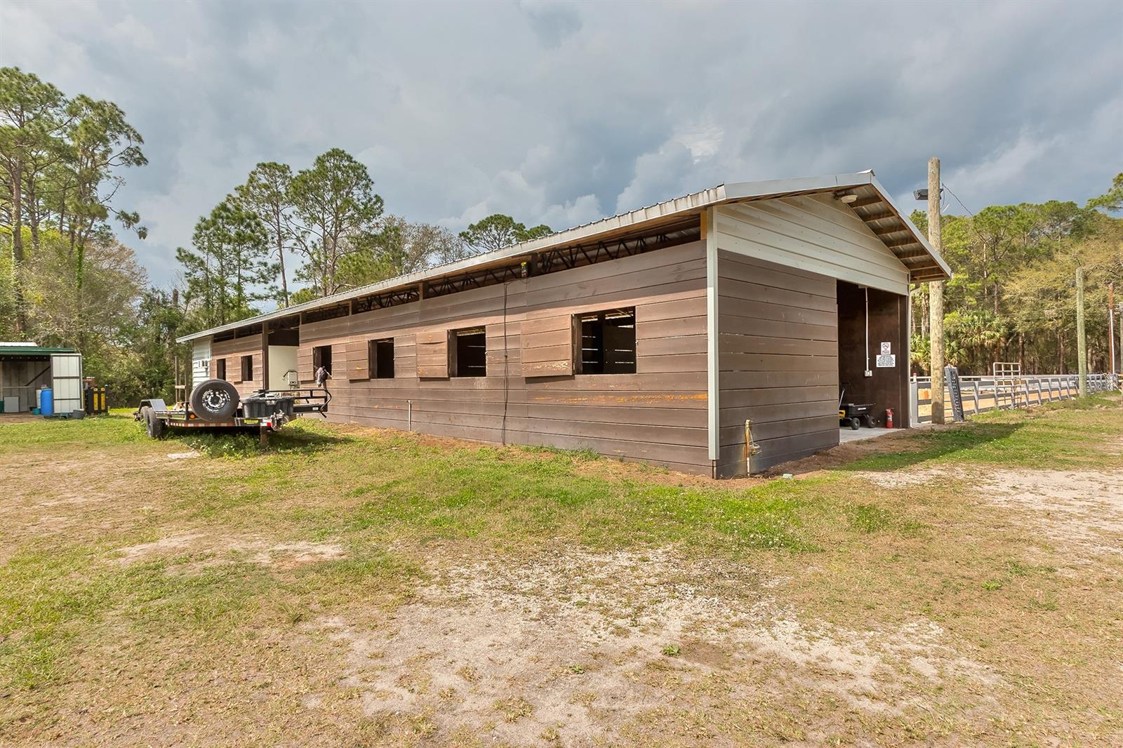 Howe & Currier - Land