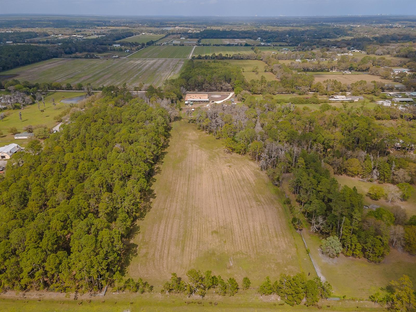 Howe & Currier - Land