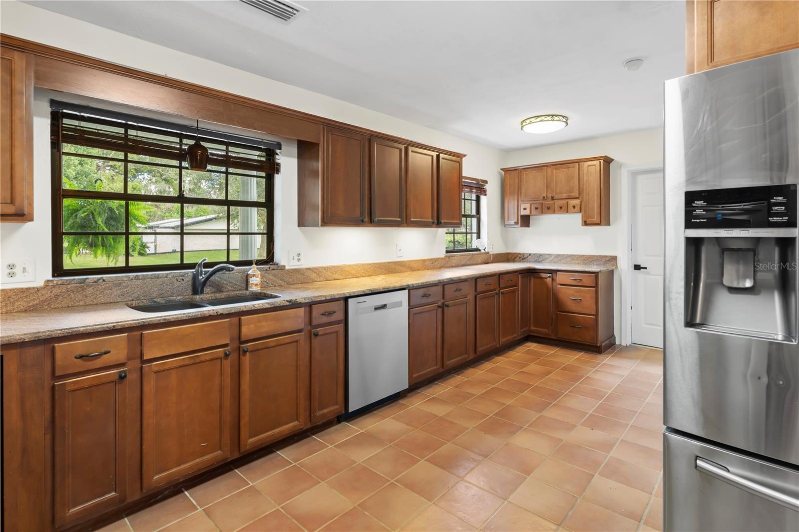 DOMMERICH HILLS FIFTH ADD - Residential