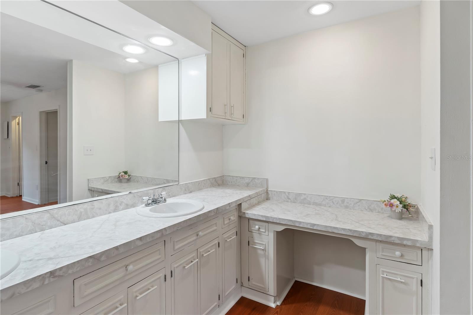 DOMMERICH HILLS FIFTH ADD - Residential