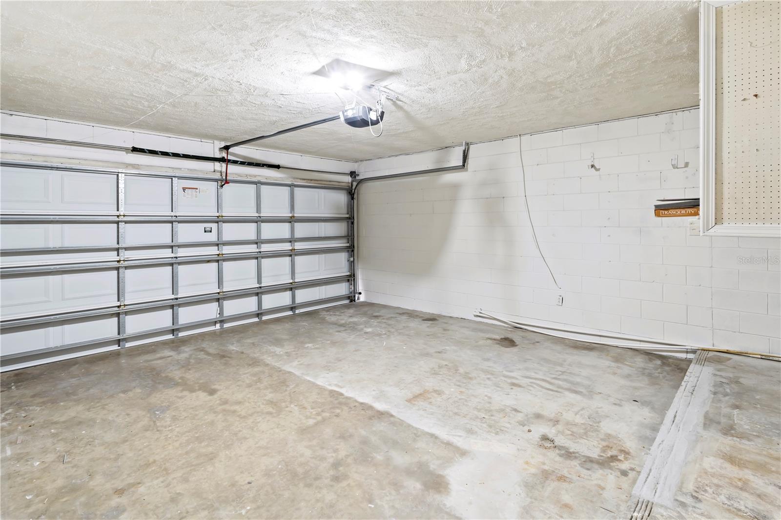 DOMMERICH HILLS FIFTH ADD - Residential