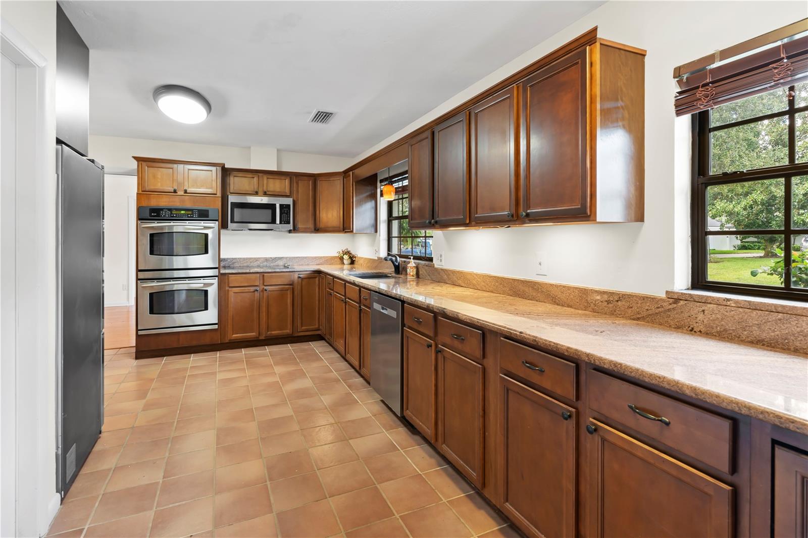 DOMMERICH HILLS FIFTH ADD - Residential