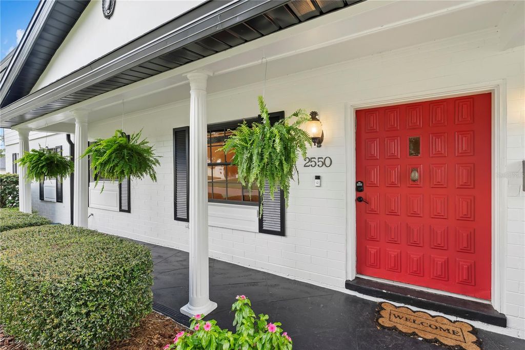 Photo of 2550 Big Bend Trail, Maitland, FL 32751 (MLS # O6348541)