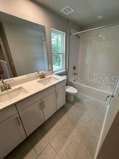 BLOOMINGDALE TOWNES - Residential Lease