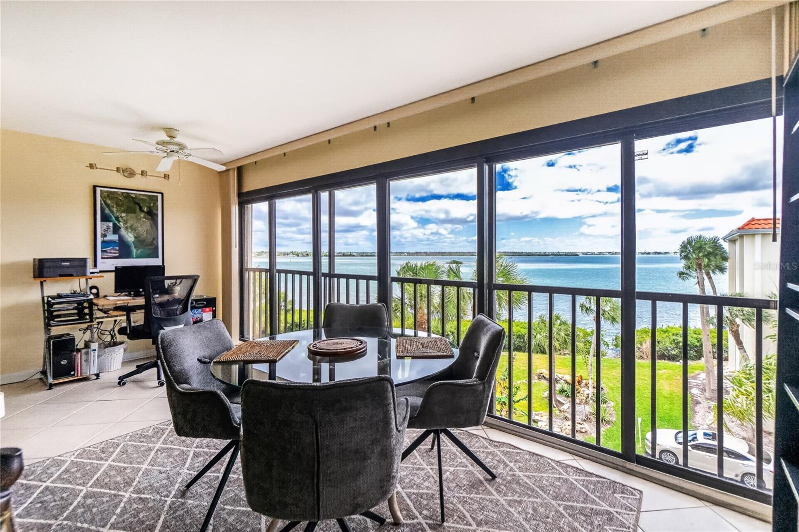 SANDPIPER KEY BLDG 05 - Residential