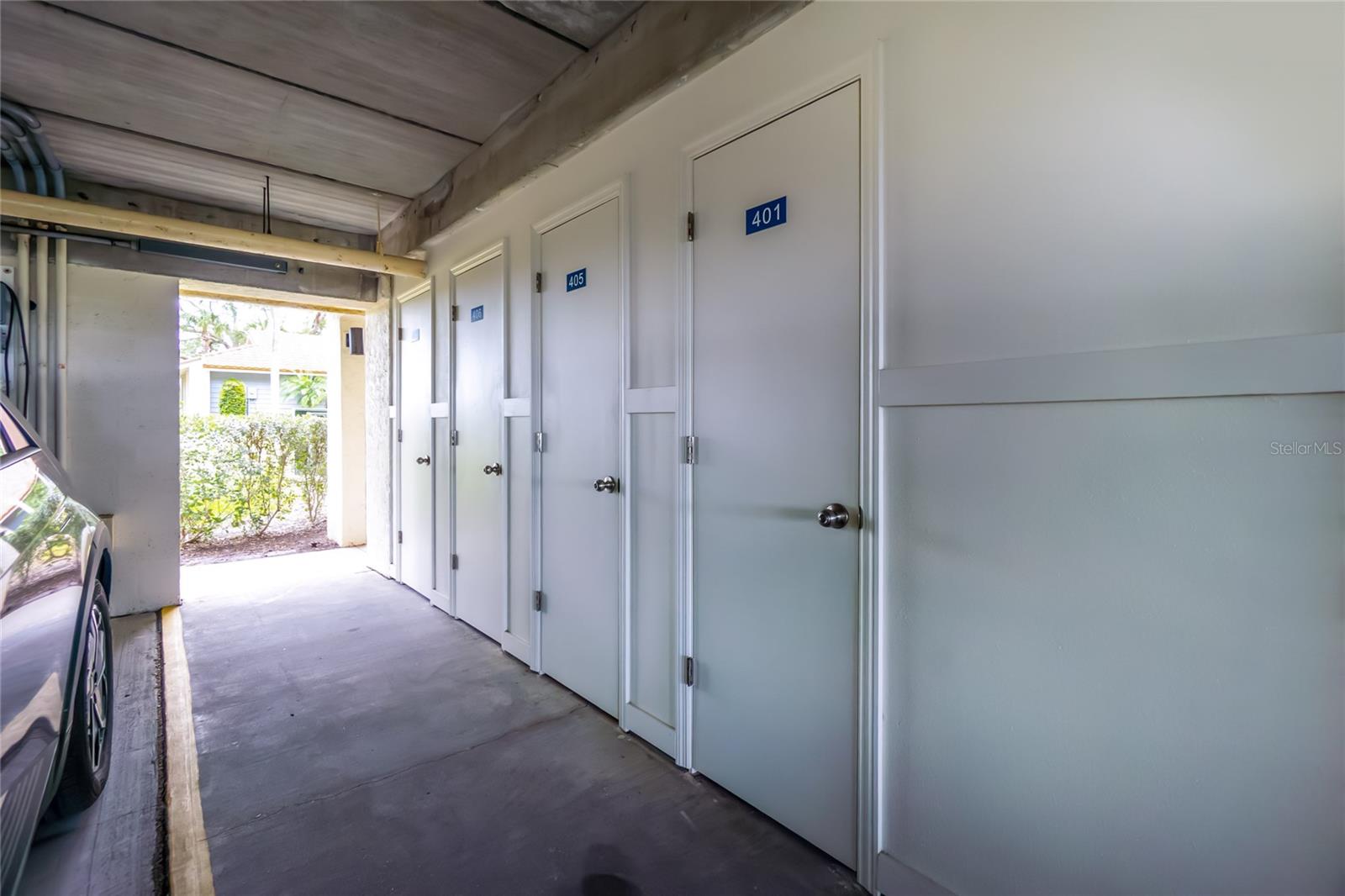 SANDPIPER KEY BLDG 05 - Residential