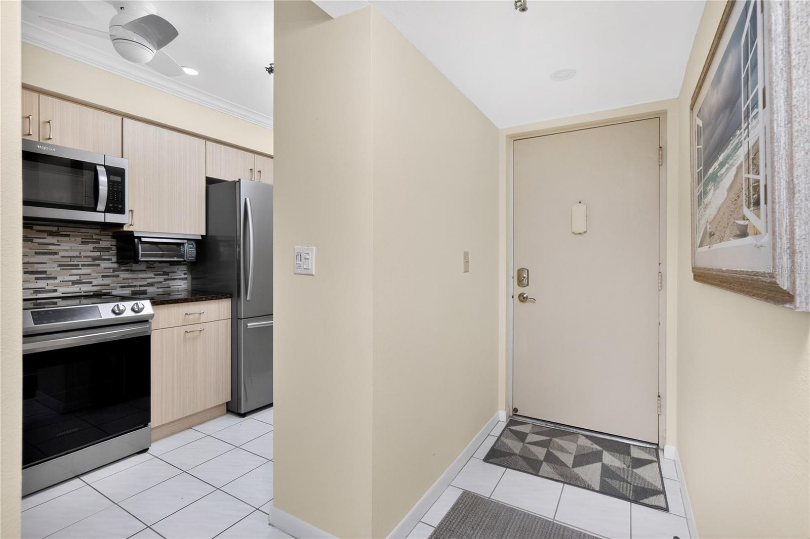 SANDPIPER KEY BLDG 05 - Residential