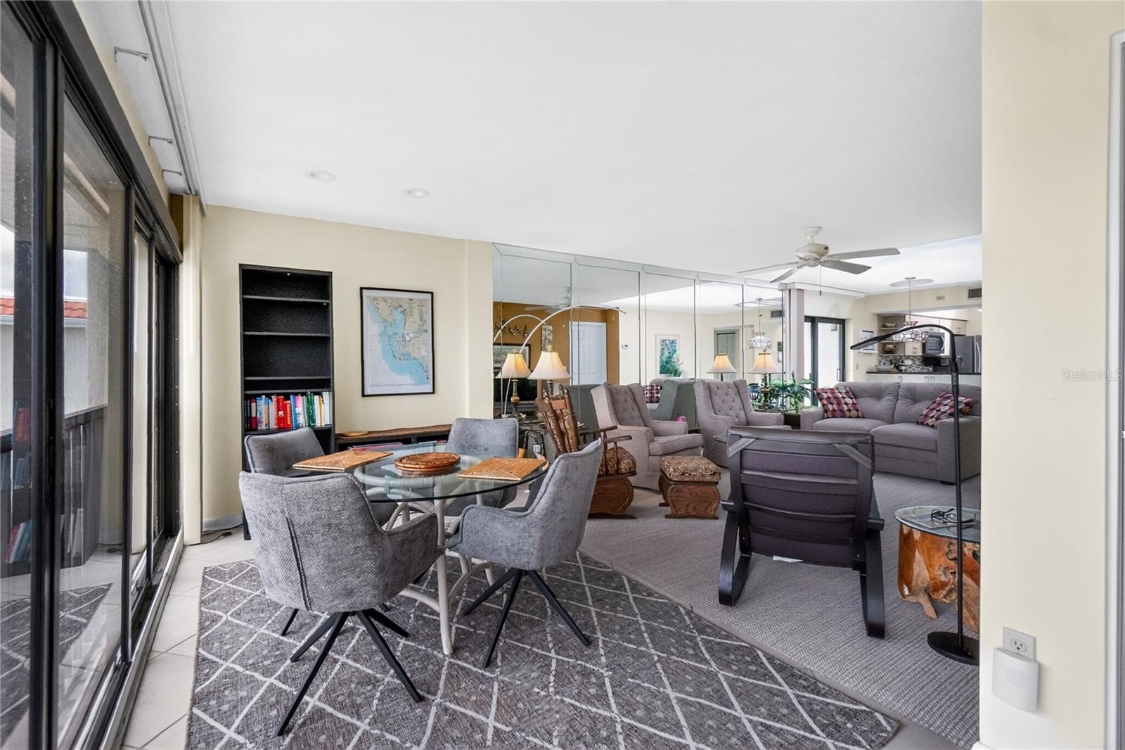 SANDPIPER KEY BLDG 05 - Residential