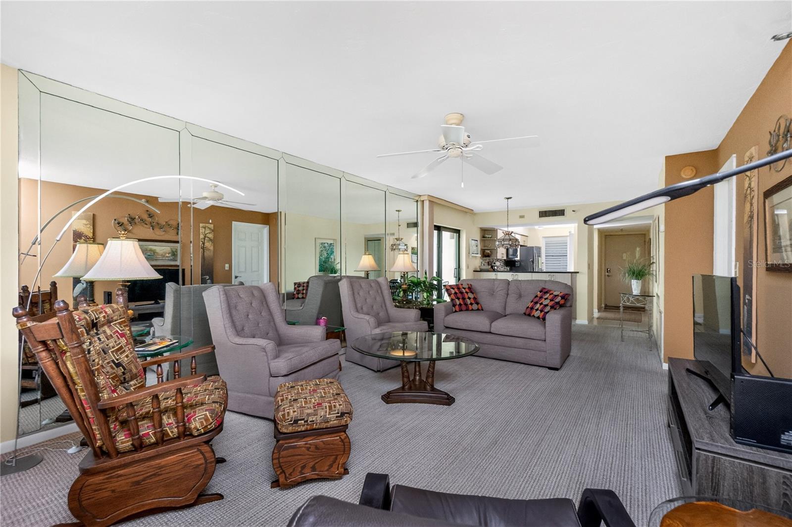 SANDPIPER KEY BLDG 05 - Residential