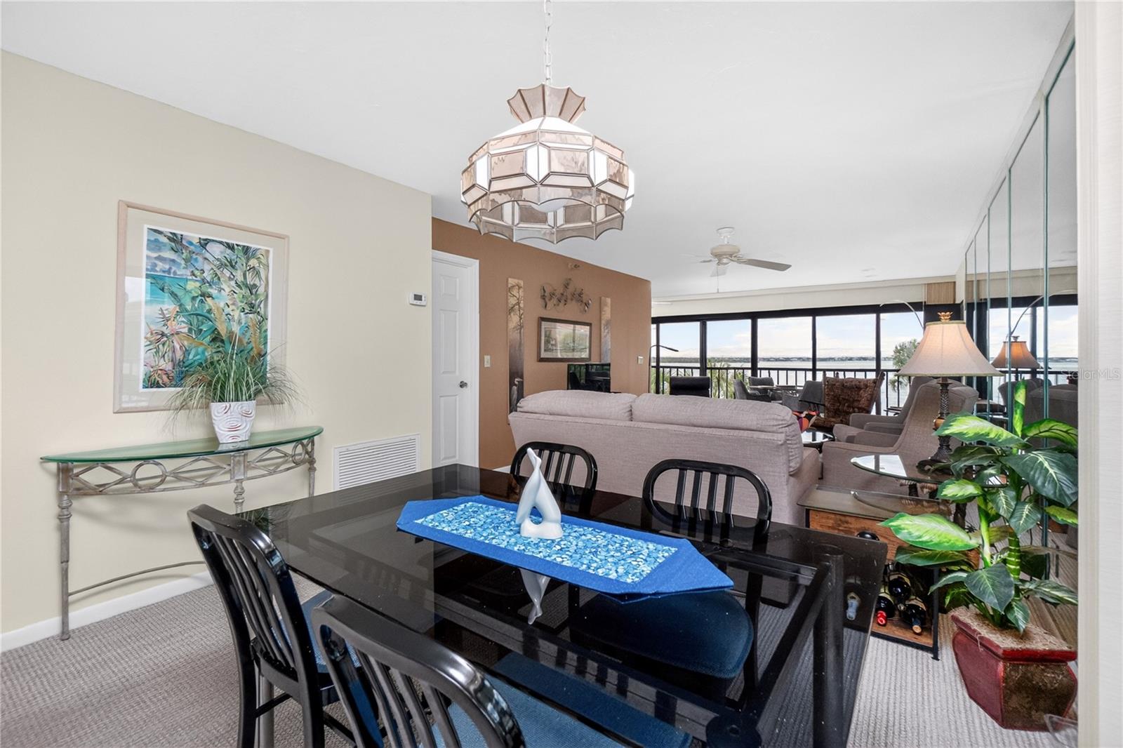 SANDPIPER KEY BLDG 05 - Residential