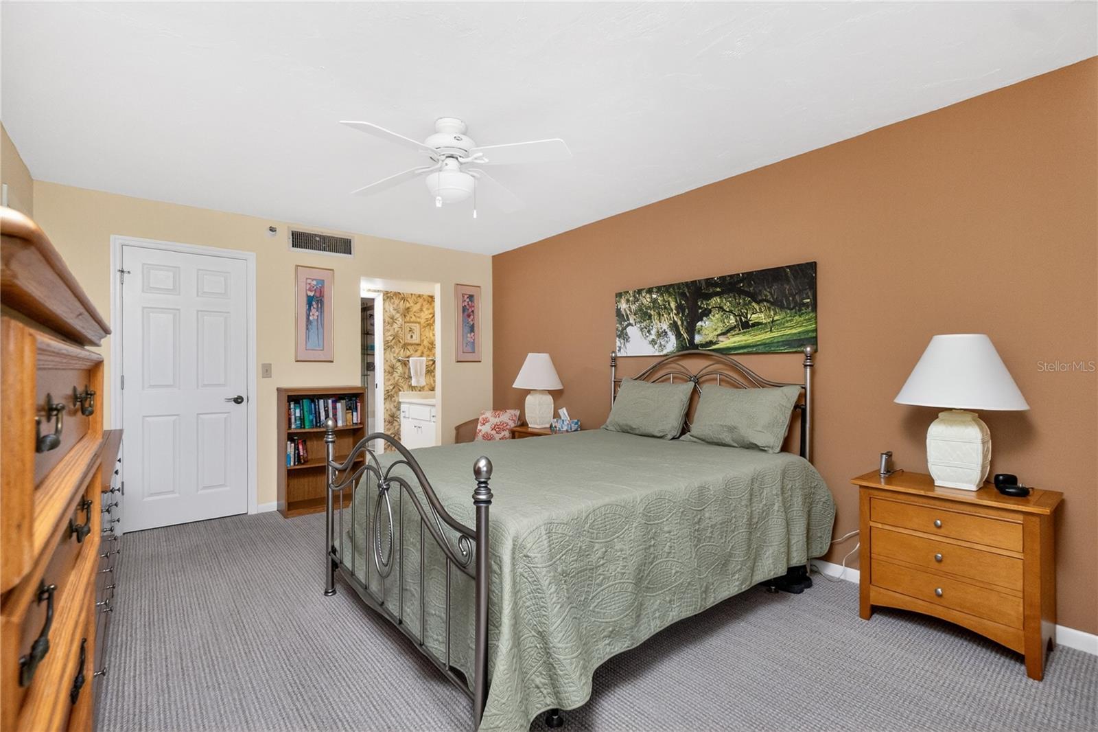 SANDPIPER KEY BLDG 05 - Residential