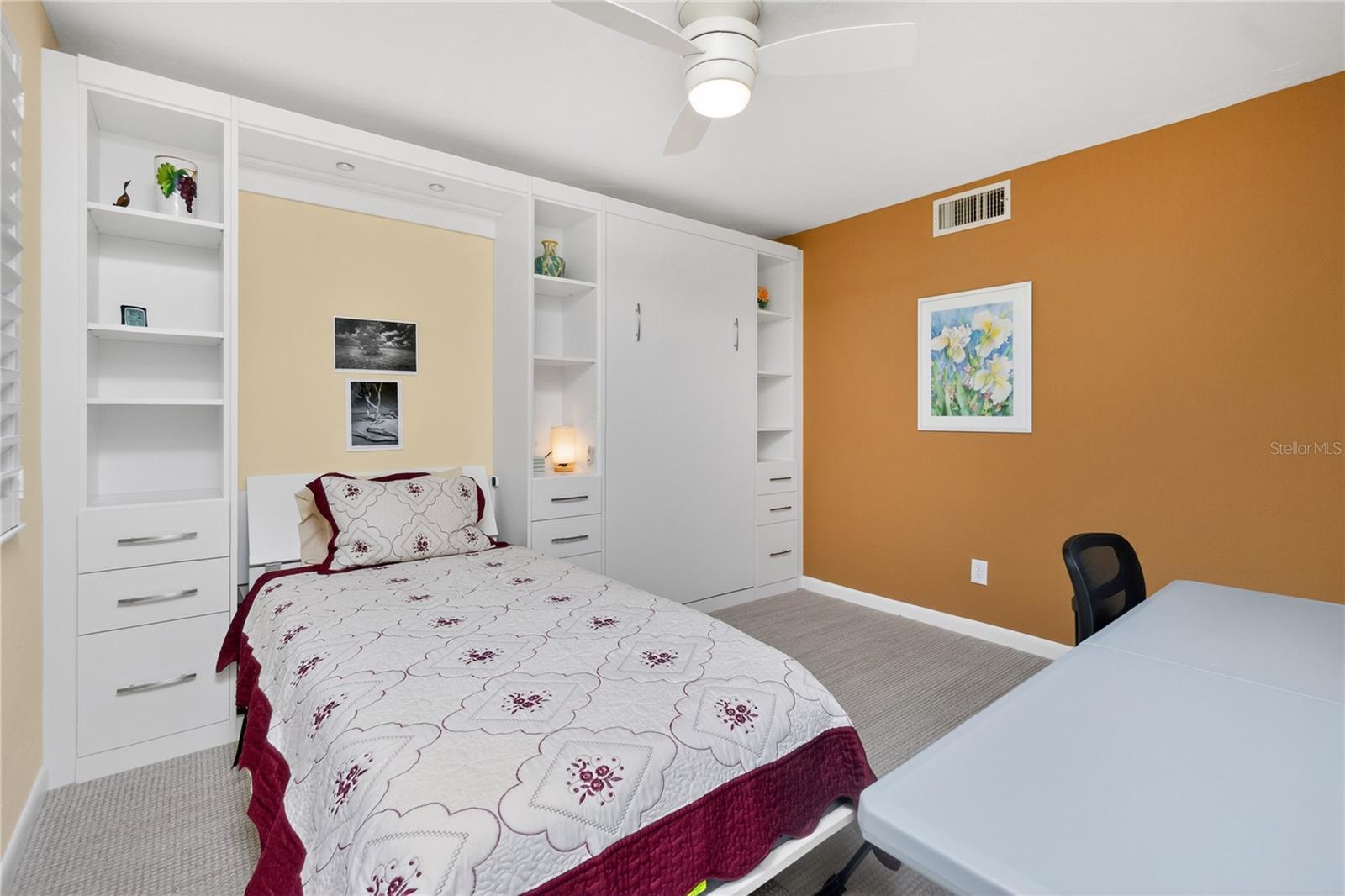 SANDPIPER KEY BLDG 05 - Residential