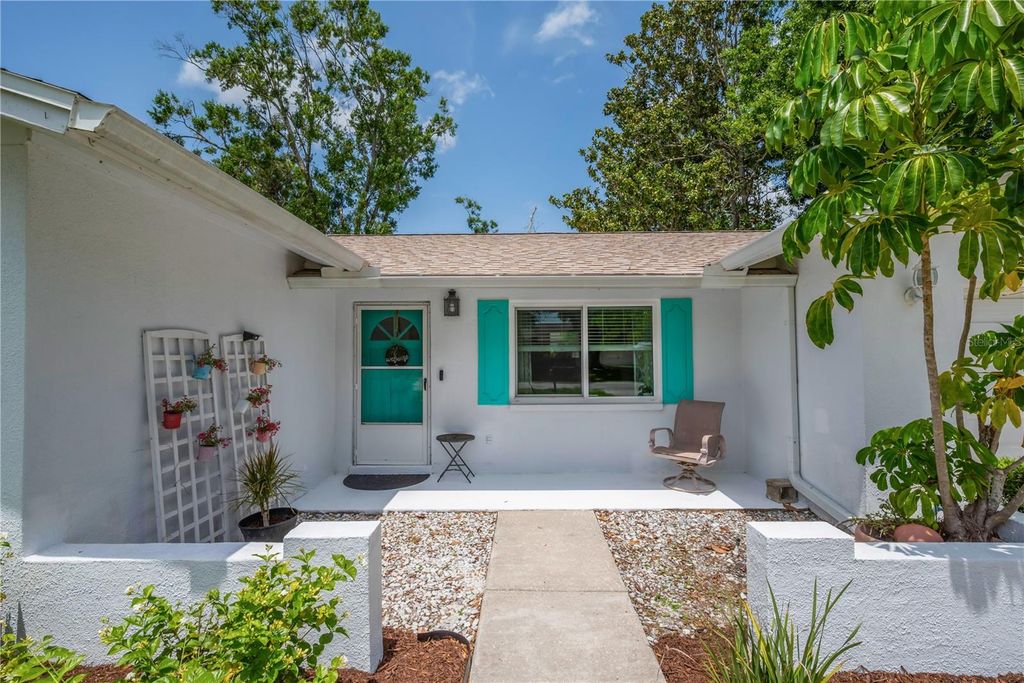 Photo of 3849 Hollow Oak Place, Land O Lakes, FL 34639 (MLS # TB8395753)