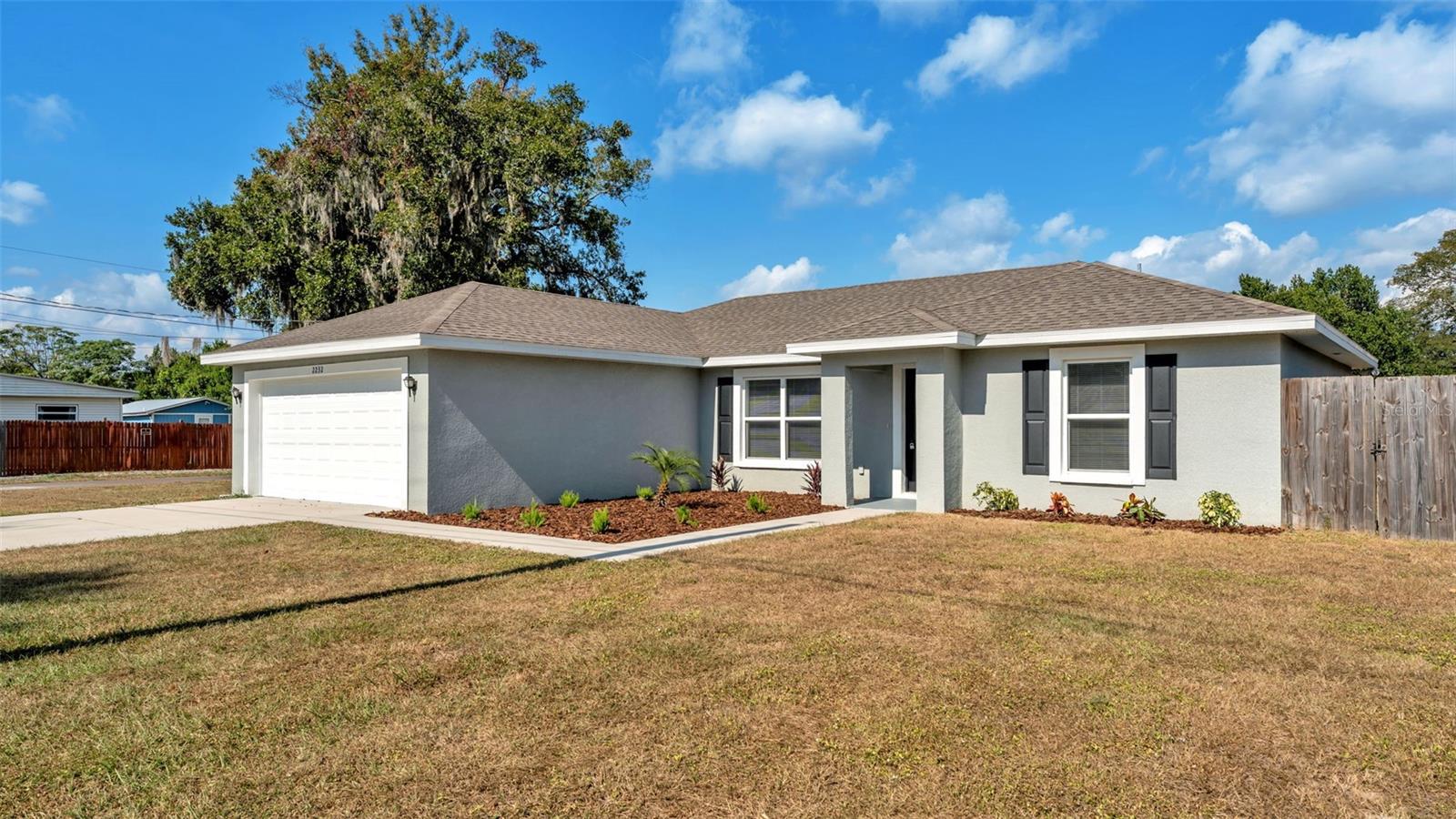 COUNTRY CLUB ESTATES SUB - Residential