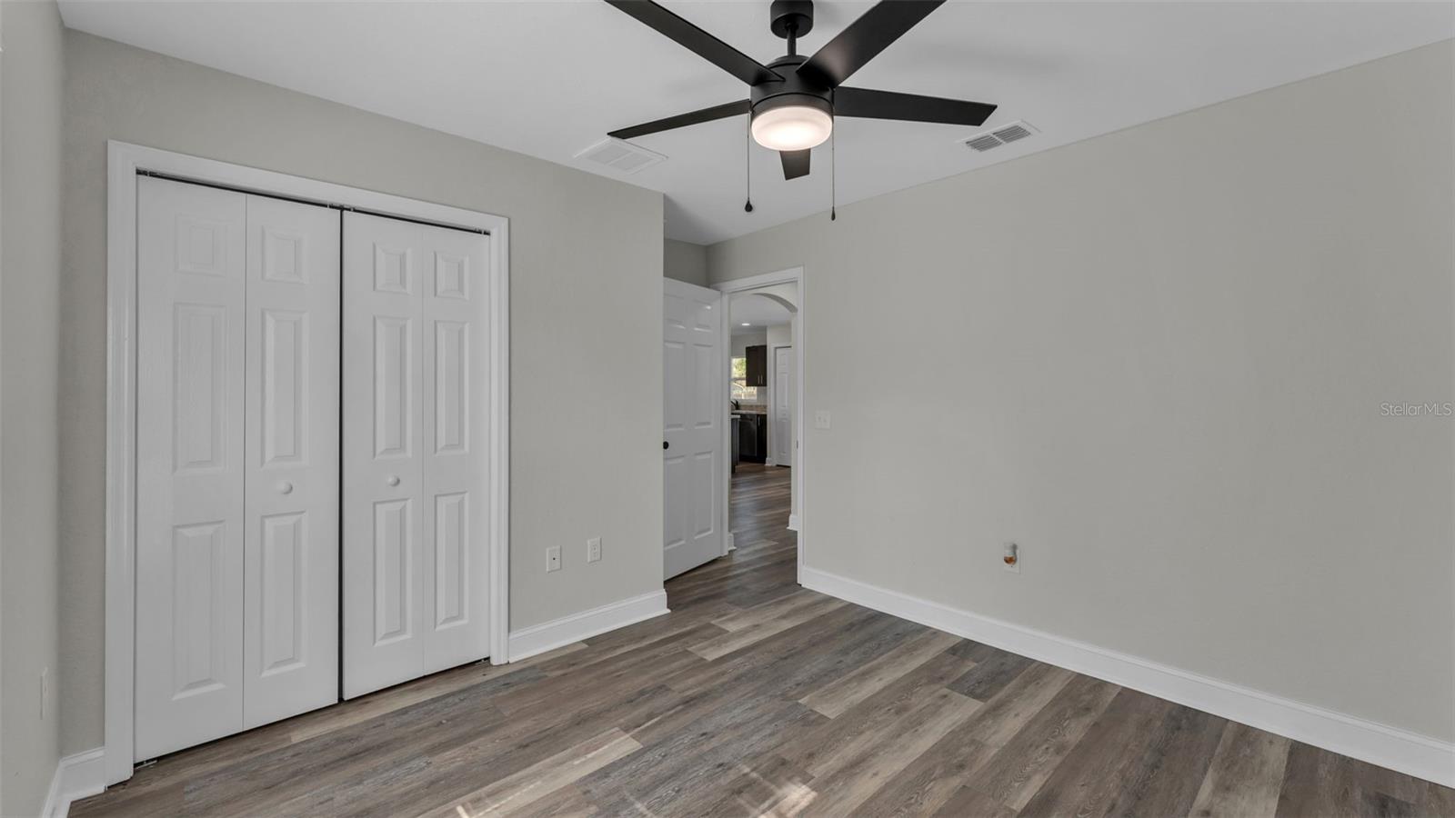 COUNTRY CLUB ESTATES SUB - Residential