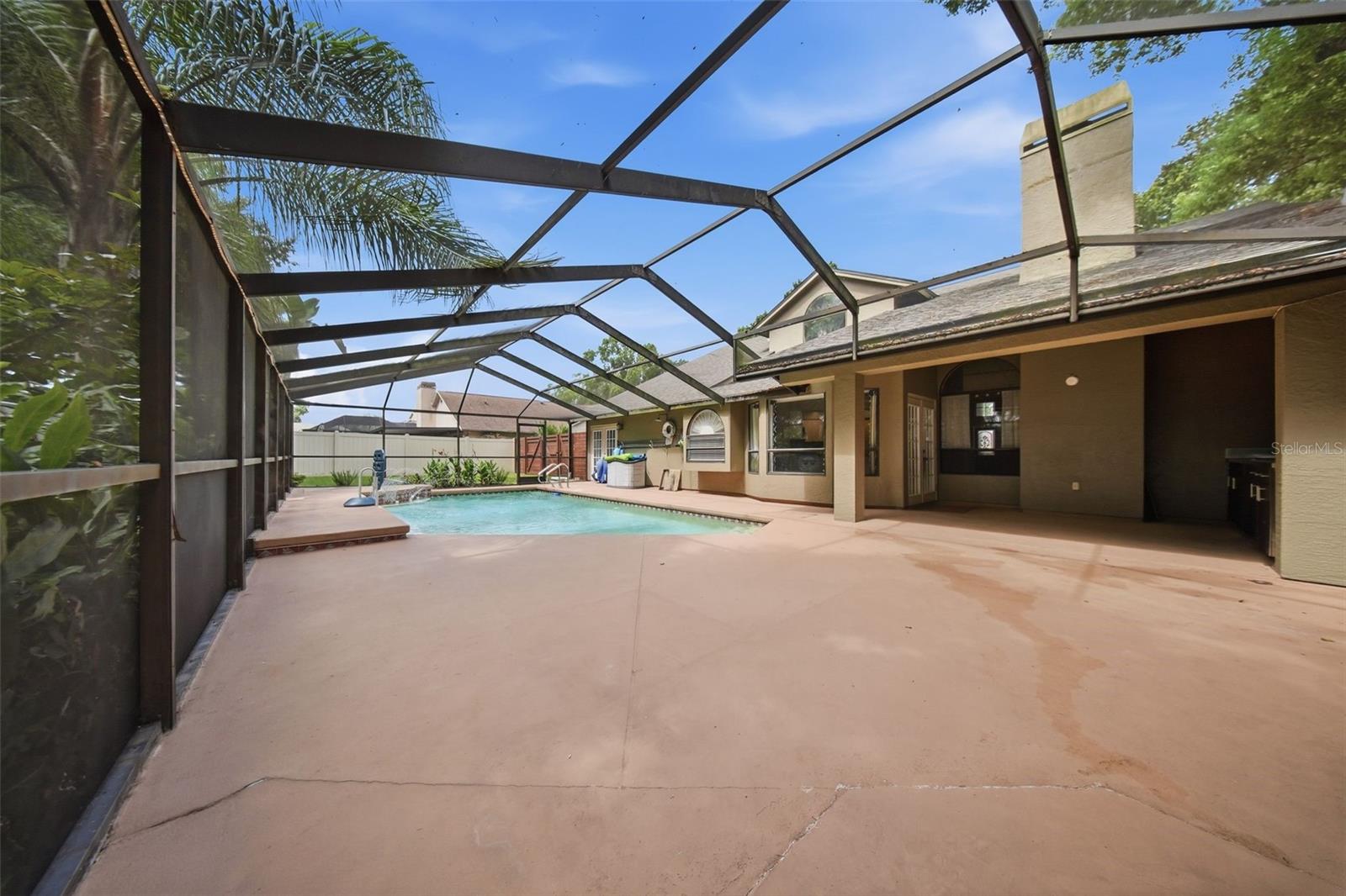 2704 BUCKHORN OAKS DRIVE