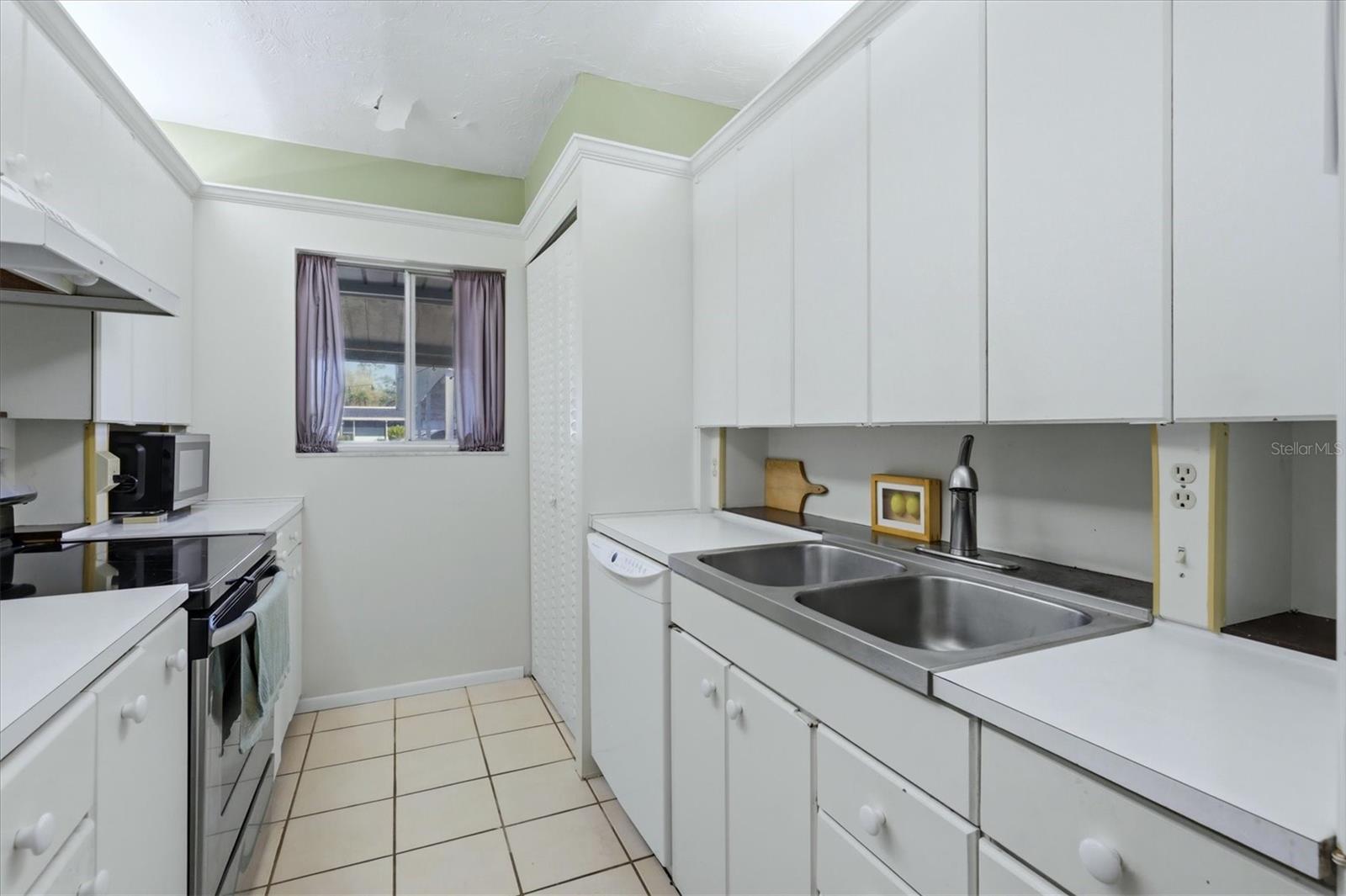 GARDENS THE - Residential