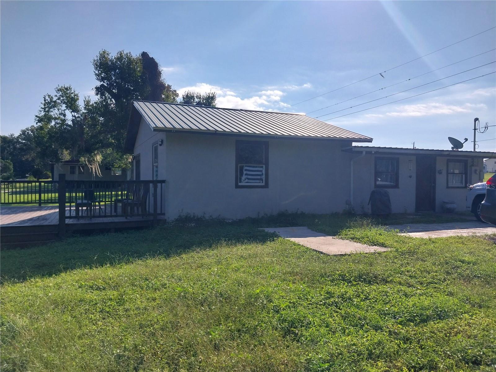 CINDY LANE MOBILE COURT - Residential