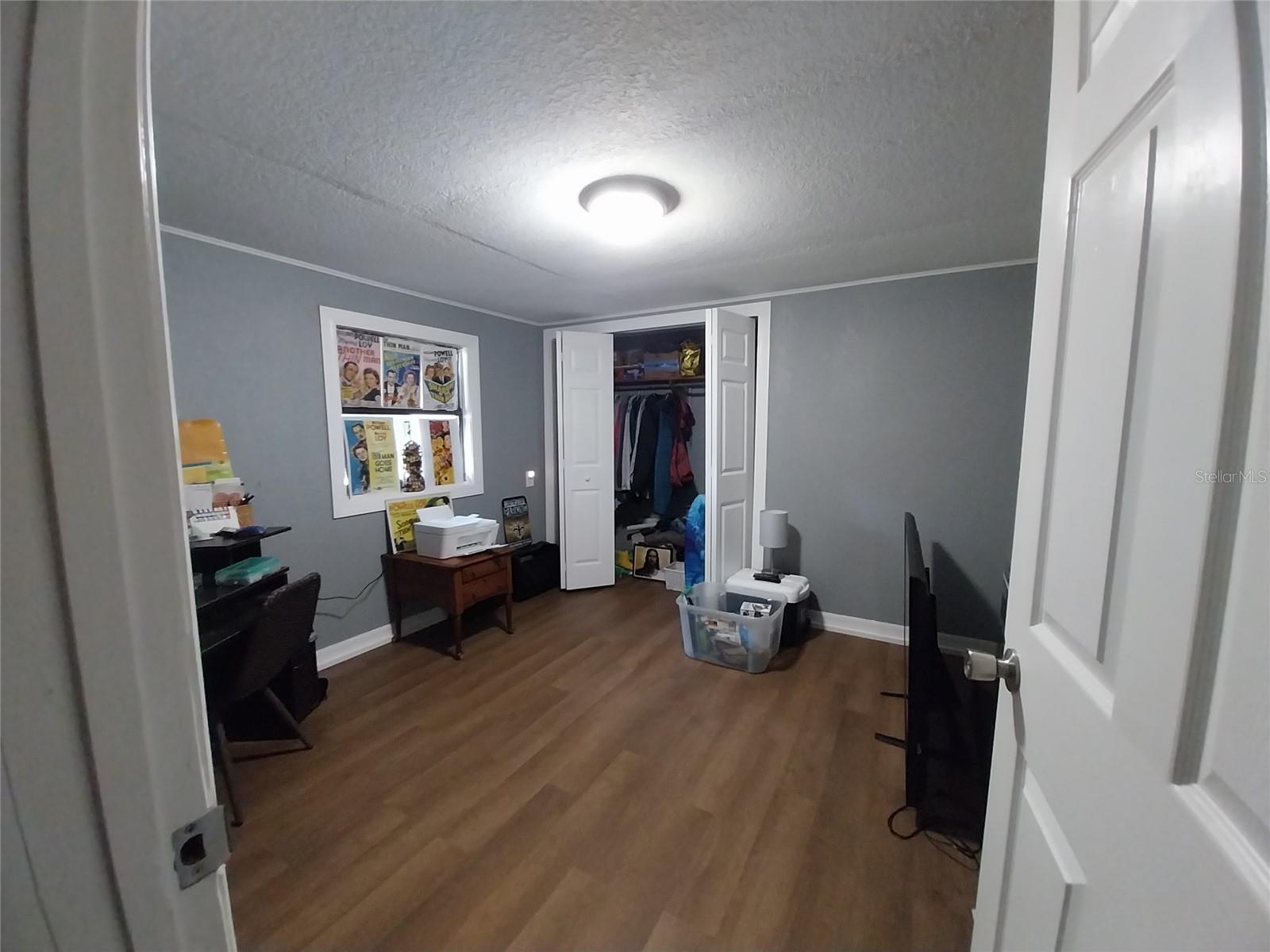 CINDY LANE MOBILE COURT - Residential