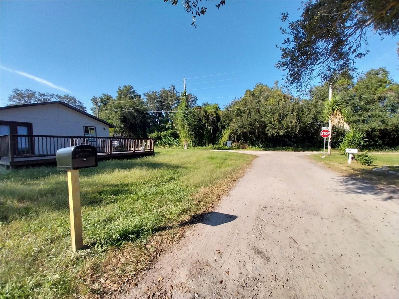 CINDY LANE MOBILE COURT - Residential