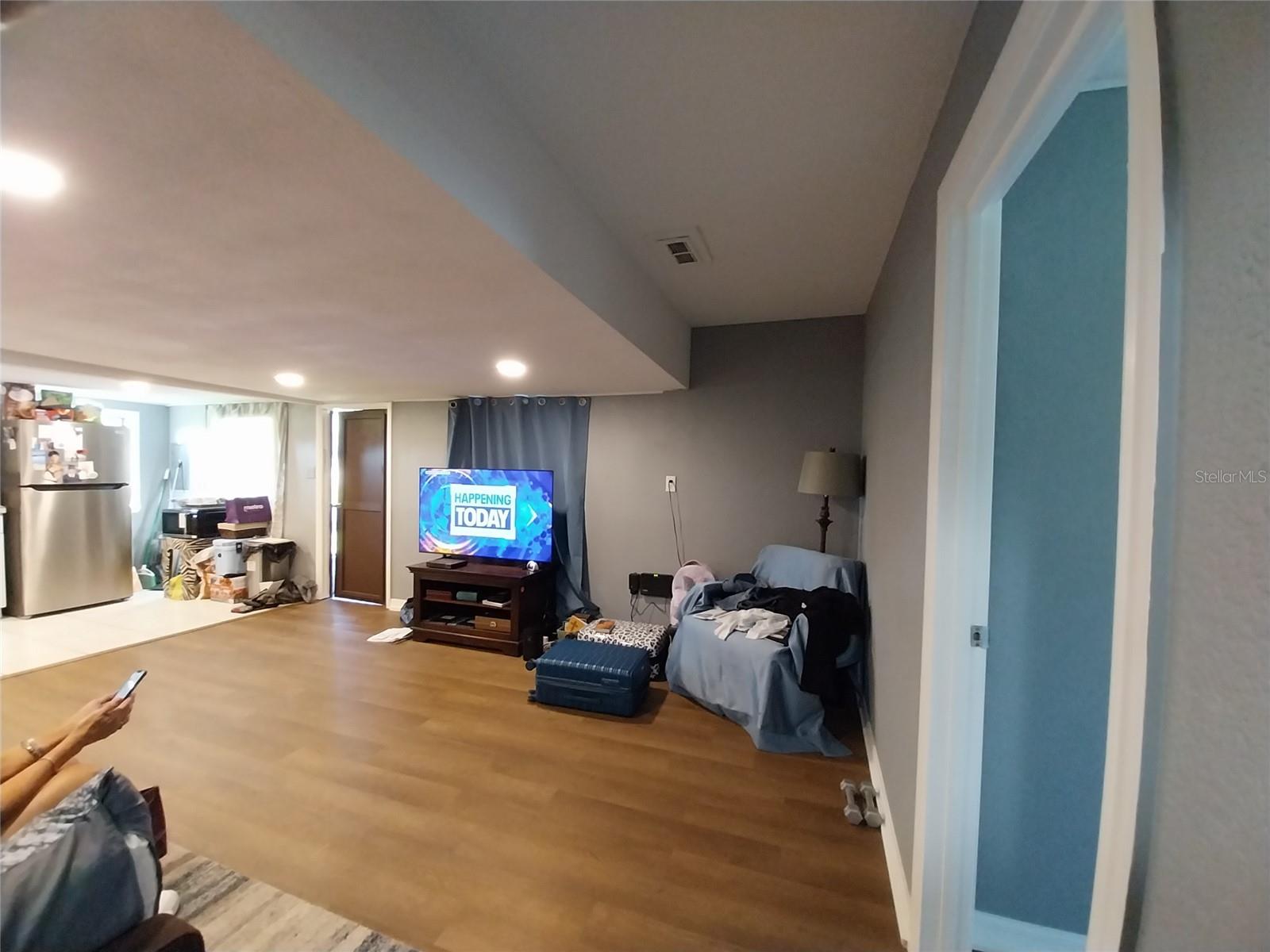 CINDY LANE MOBILE COURT - Residential