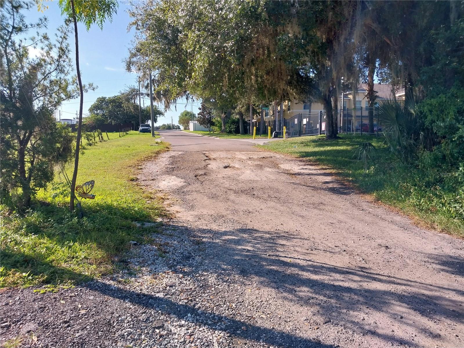 CINDY LANE MOBILE COURT - Residential