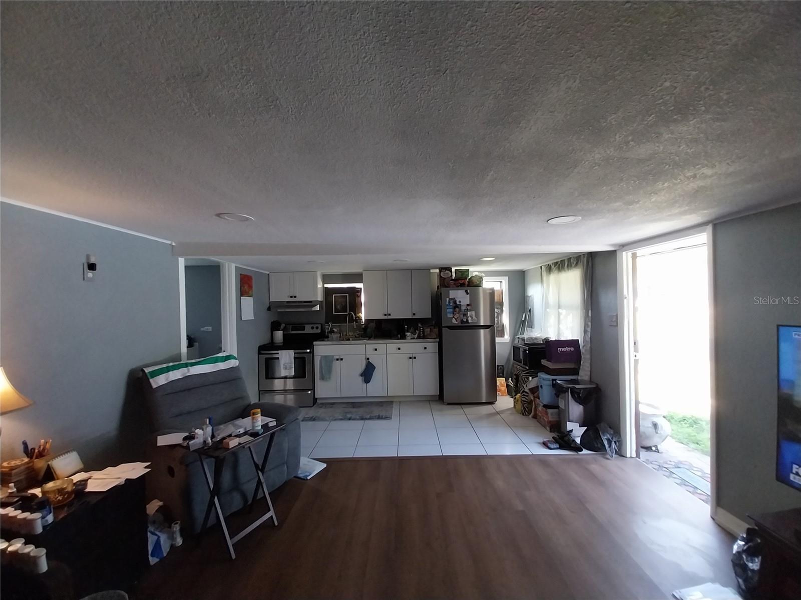 CINDY LANE MOBILE COURT - Residential