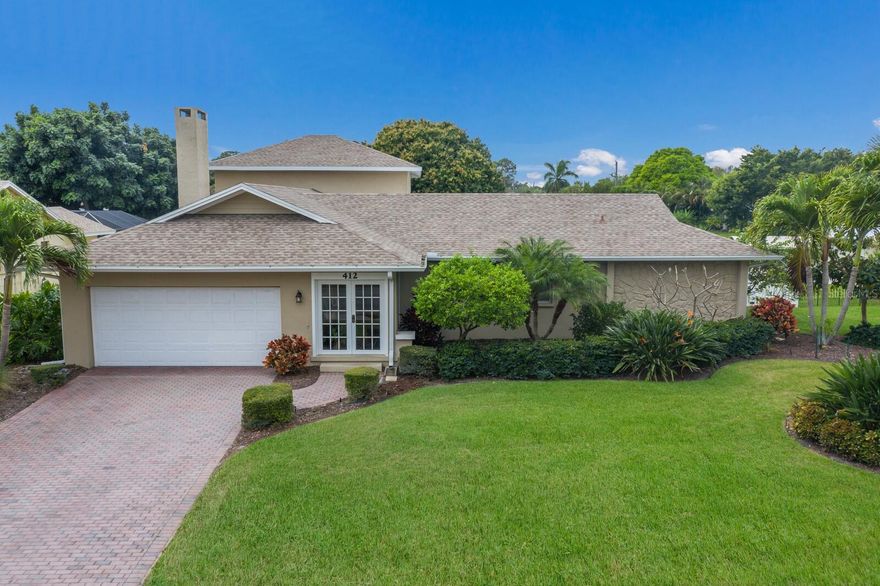 For Rent Unfurnished! Pet Friendly! You'll be amazed by this 4 bedroom 3 bathroom pool home located on a canal with a boat lift in Belair Bayou! This home has a wonderful open floor plan with stunning updated flooring throughout and natural lighting accenting it all. The kitchen will blow you away with the solid wood cabinets, smooth granite countertops, stainless steel appliances, and the huge island where you can entertain to your heart's desire. The master bedroom is on the second floor and opens right up to a spacious balcony that is perfect for morning coffee or breezy days. There are three more bedrooms downstairs: the first two have good space and share a beautifully updated bathroom that connects to the pool and the other is an en-suite bedroom that could be another master. The backyard is a tropical dream plenty of tropical plants to make you feel like you are on your own private island! The back patio looks great and comes with plenty of room to entertain or to kick back and relax. Just a few feet past the back fence is a private dock that sits on the manatee river. Included in the monthly rent is pool care, grounds care, and pest control.
