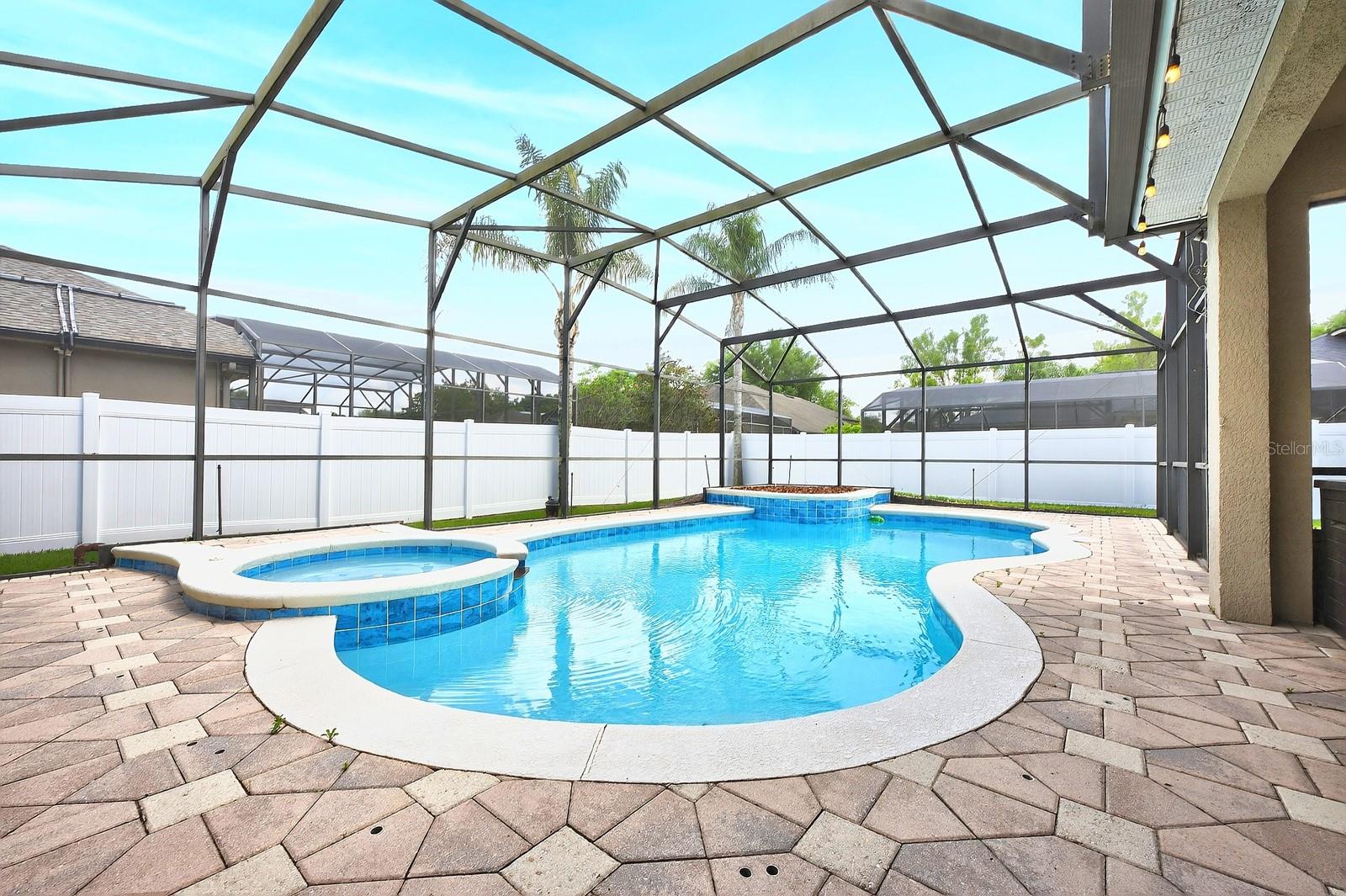 EMERALD ESTATES - Residential