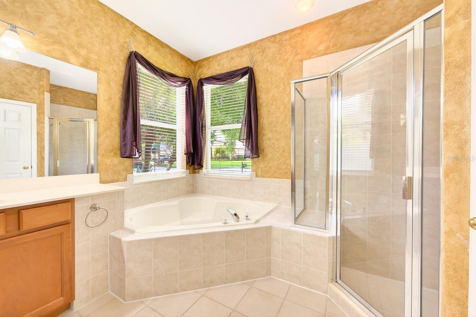 EMERALD ESTATES - Residential